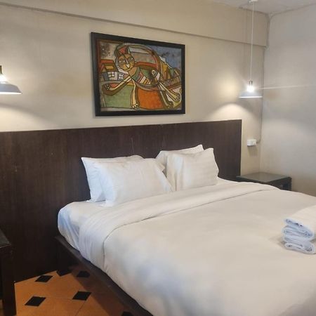 New Breakers Hotel Rawai エクステリア 写真