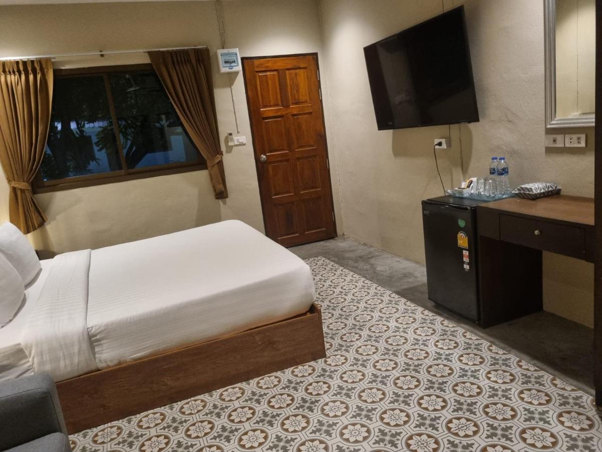 New Breakers Hotel Rawai エクステリア 写真