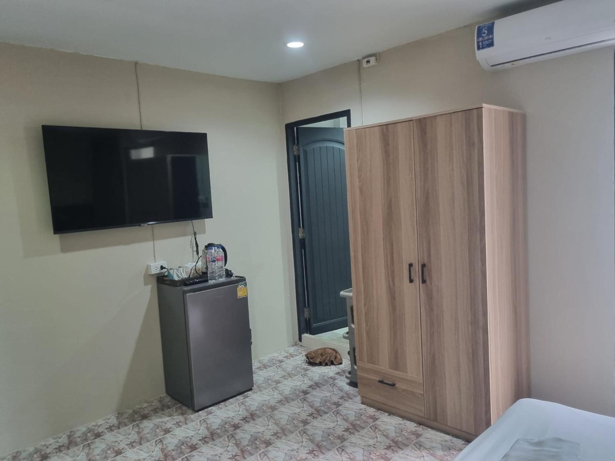New Breakers Hotel Rawai エクステリア 写真